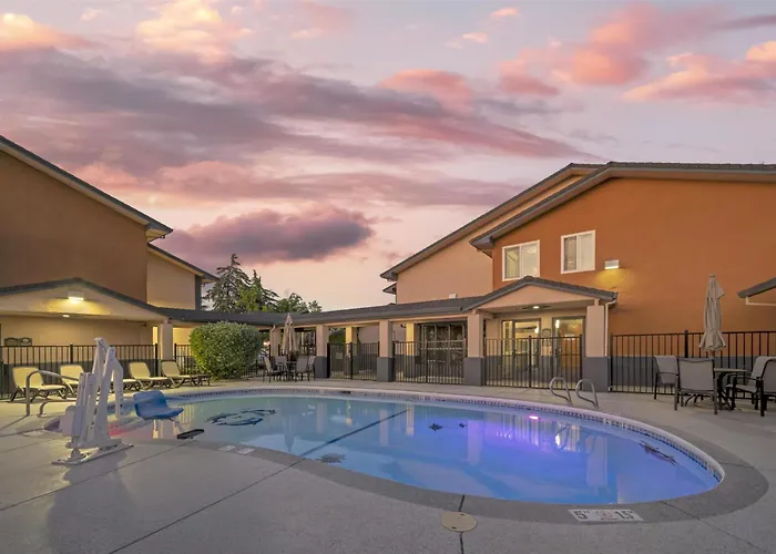 Best Western Antelope Inn&Suites