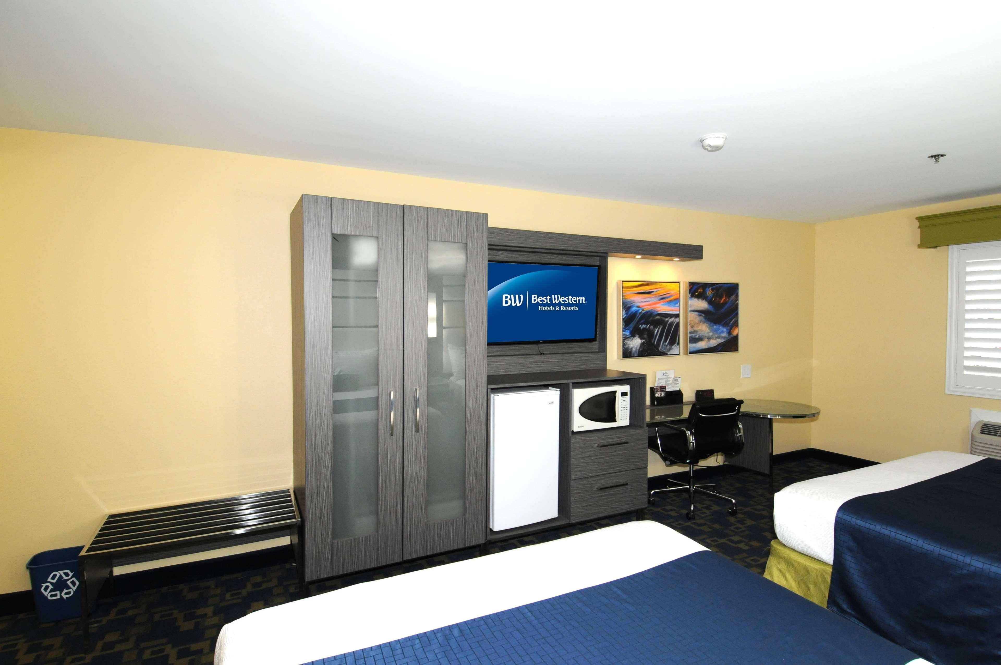 Western Antelope Inn&suites Hotel 3*