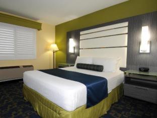 Western Antelope Inn&suites Hotel