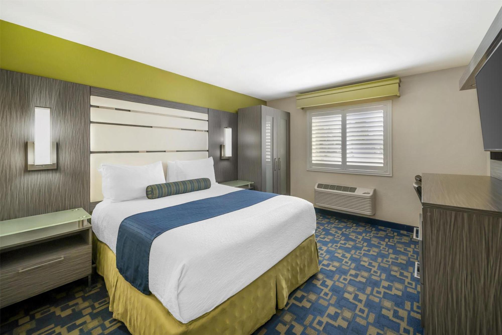 Western Antelope Inn&suites 3*